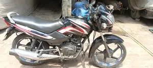 TVS Metro . 2017