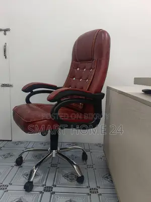 Premium Executive Office Chair – Stylish High-Back & Ultra Comfort