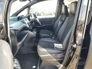Toyota Noah SIWXB Hybrid 2021