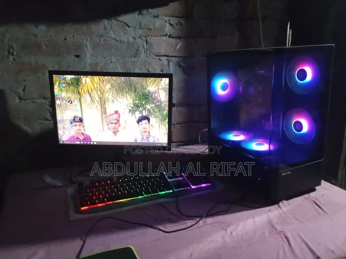 Ryzen 5 3400G Gaming PC with 19” Monitor (8GB RAM / 256GB NVMe)