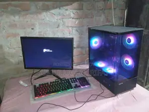 Ryzen 5 3400G Gaming PC with 19” Monitor (8GB RAM / 256GB NVMe)