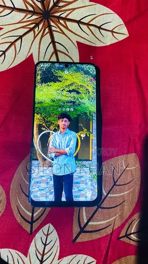 Samsung Galaxy S20 Original (Used)