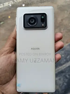 SHARP Aquos R6 (Used)