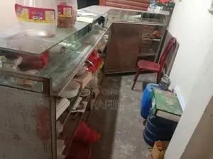 দোকানের মালামাল বিক্রয় করা হবে