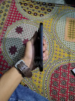 Apple iPhone 15 Base variant (Used)