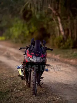 Suzuki Gixxer SF 2024
