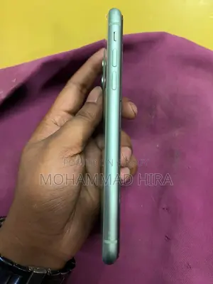 Apple iPhone 11 (Used)