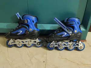 স্কেটিং জুতা