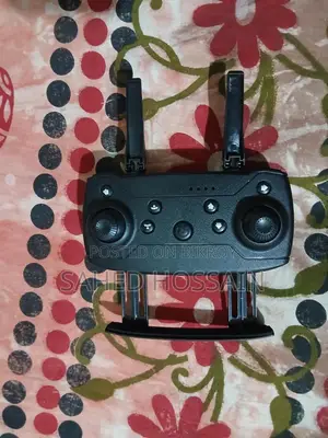 Drone e100