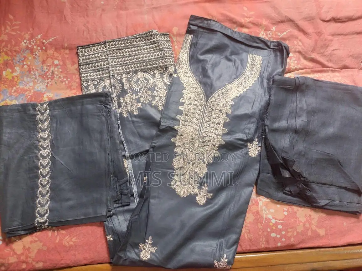 কম দামে সুন্দর থ্রি-পিস সেল চলছে