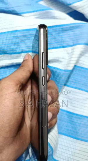 Samsung Galaxy S22 ` (Used)