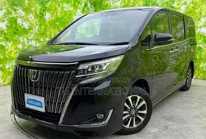 Toyota Esquire hybrid gi premium 2019