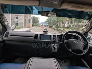 Toyota Hiace GL-SUPER FRESH 2011