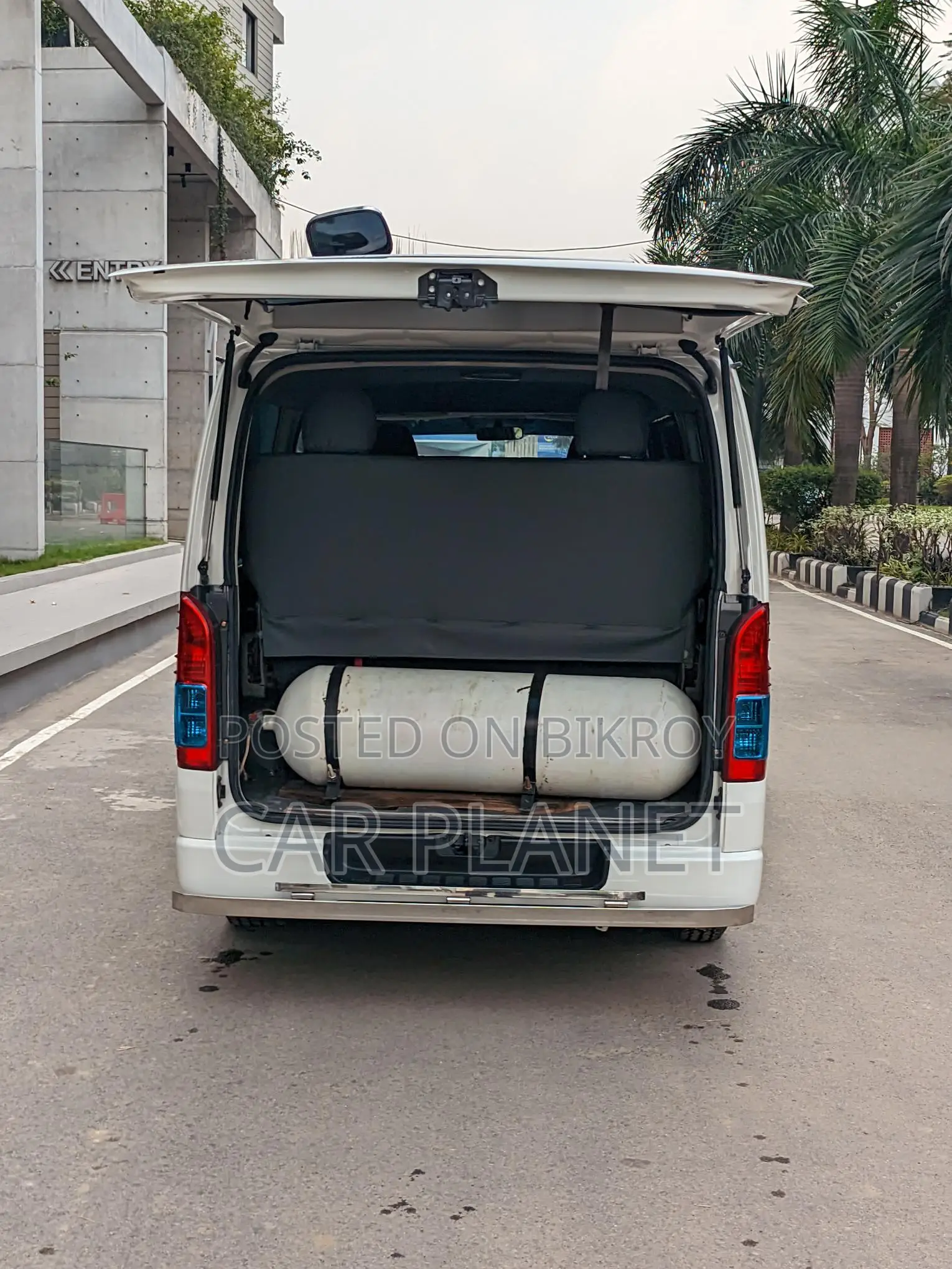 Toyota Hiace GL-SUPER FRESH 2011