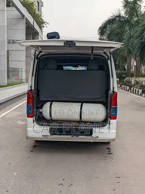 Toyota Hiace GL-SUPER FRESH 2011
