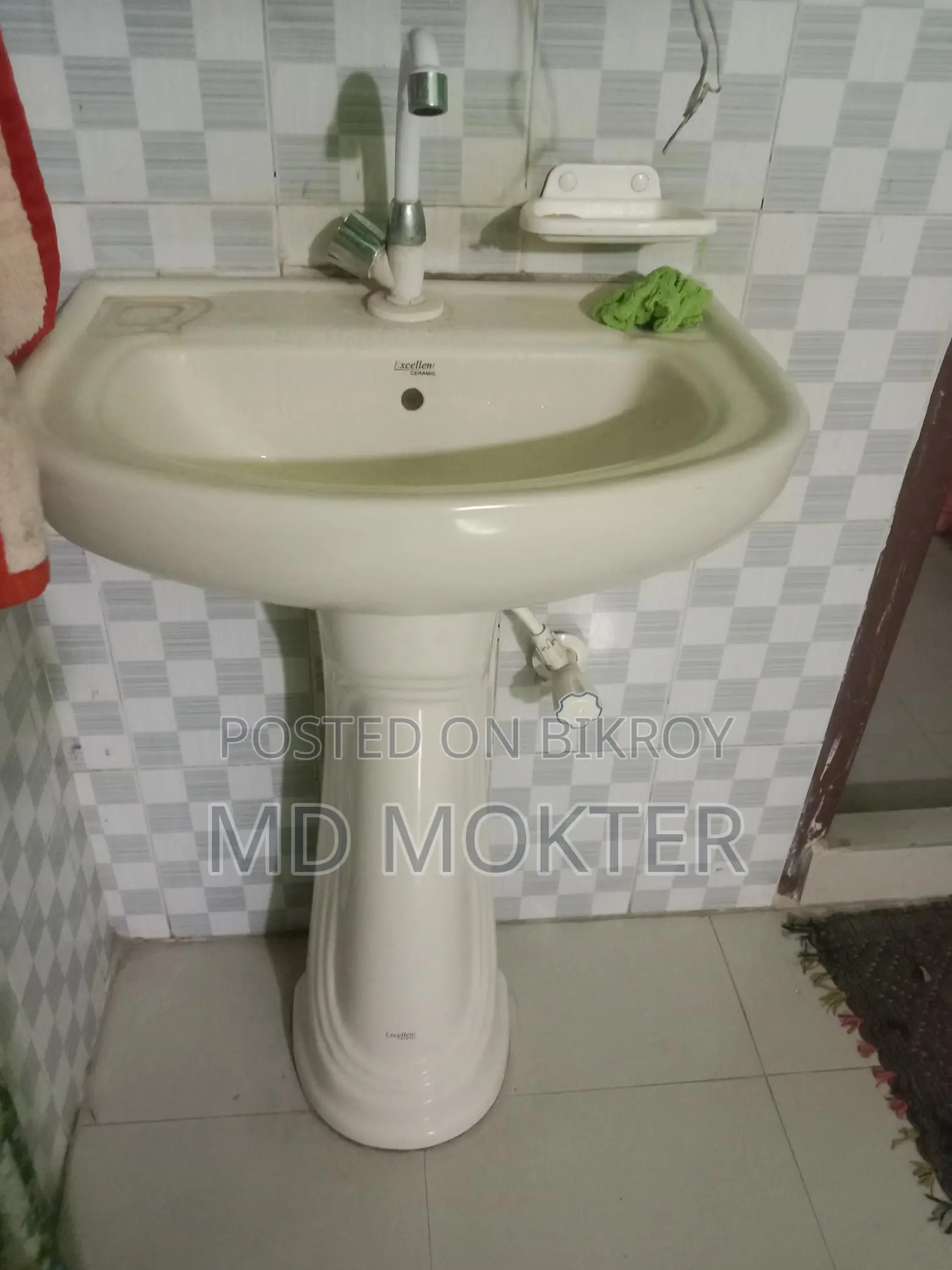 Used for 6 months, selling because I am closing the shop