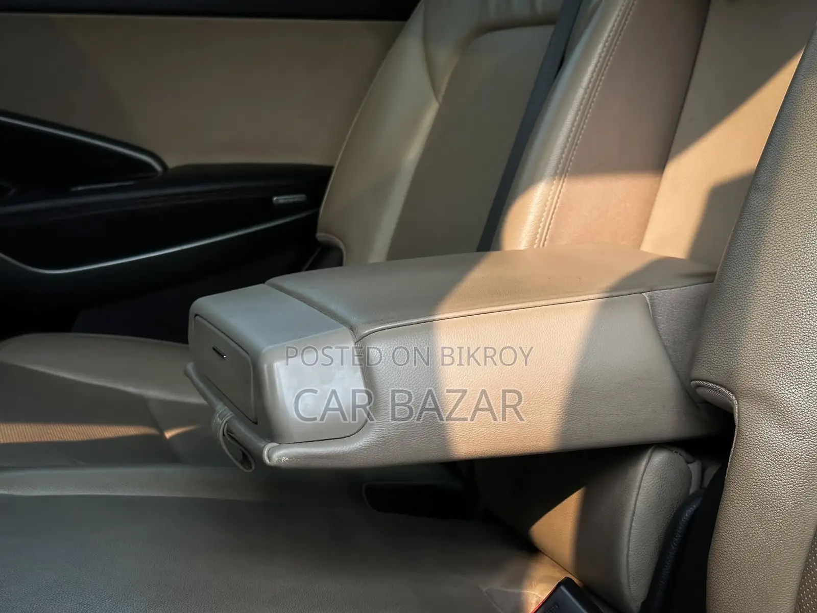 Hyundai Santa Fe Sunroof 7-Seater SUV 2017
