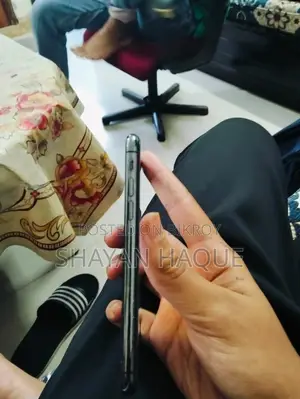 Apple iPhone X (Used)