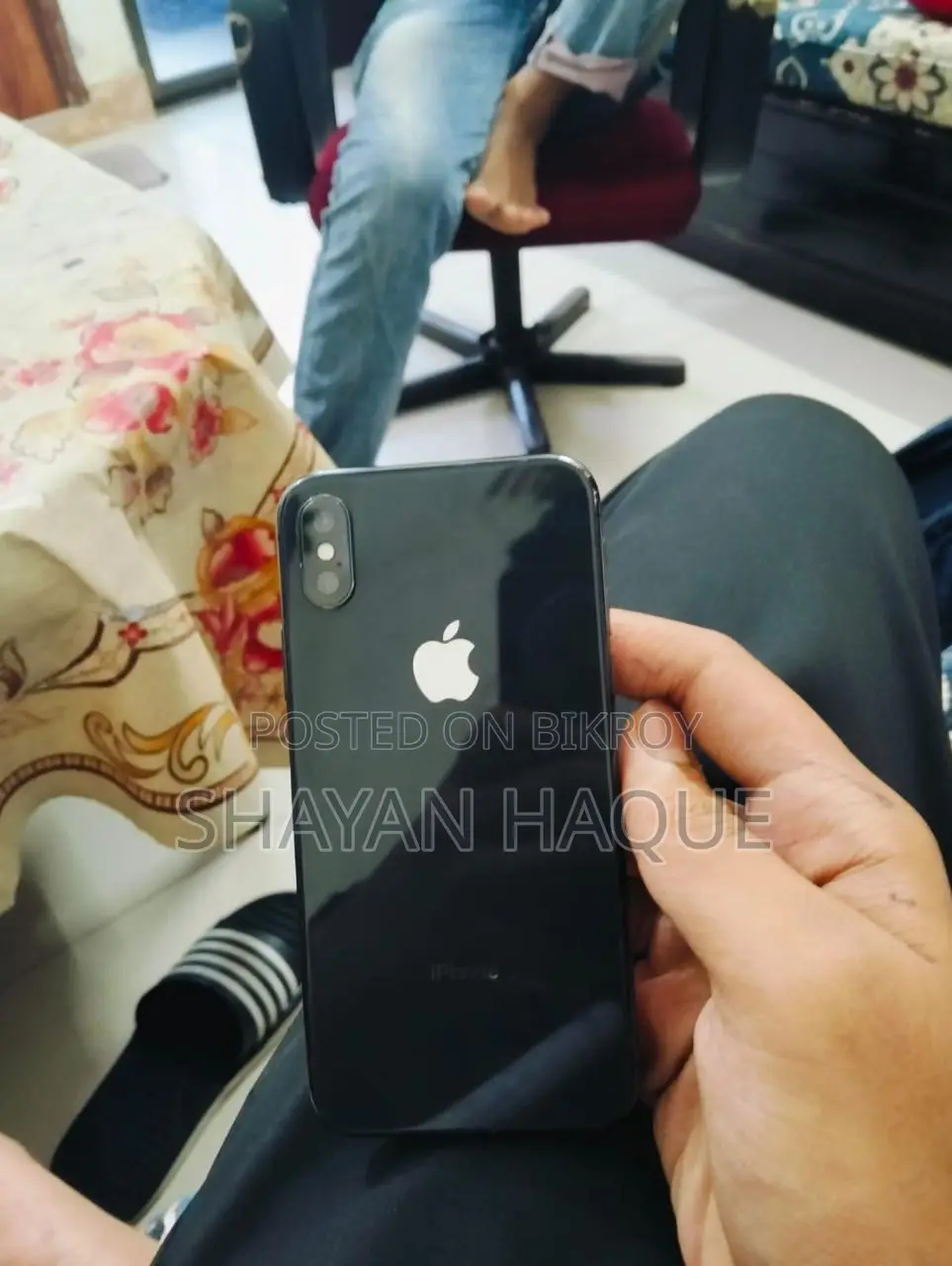 Apple iPhone X (Used)
