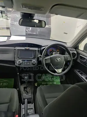 Toyota Axio HYBRID 2020