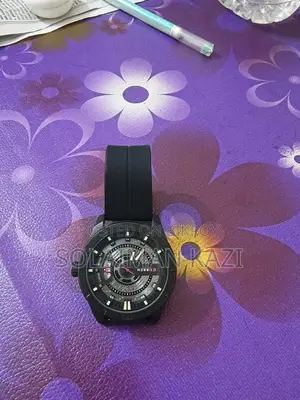 Curren ঘড়ি বিক্রি হবে