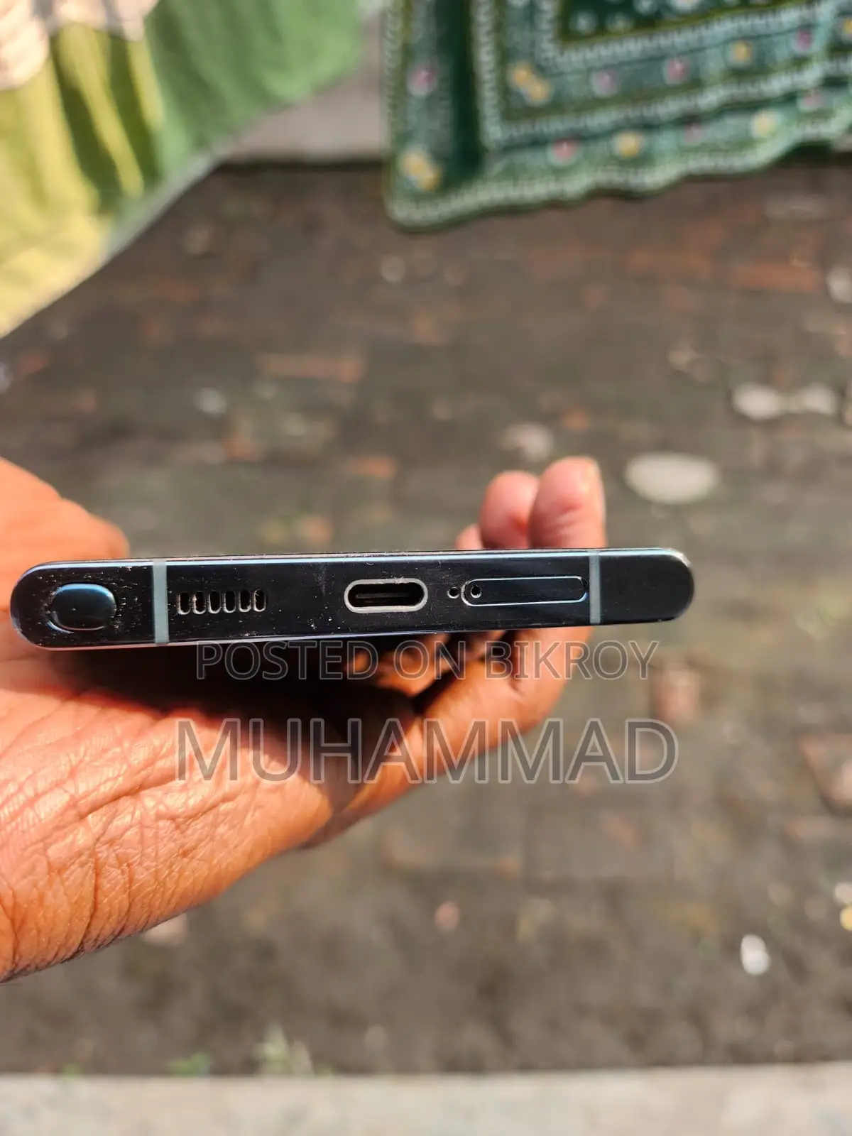 Samsung Galaxy S22 Ultra . (Used)