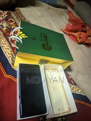 Samsung Galaxy A52 (Used)