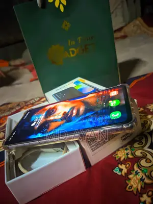 Samsung Galaxy A52 (Used)
