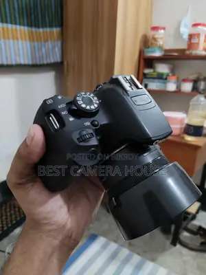 700d + 50mm STM lens, in excellent condition