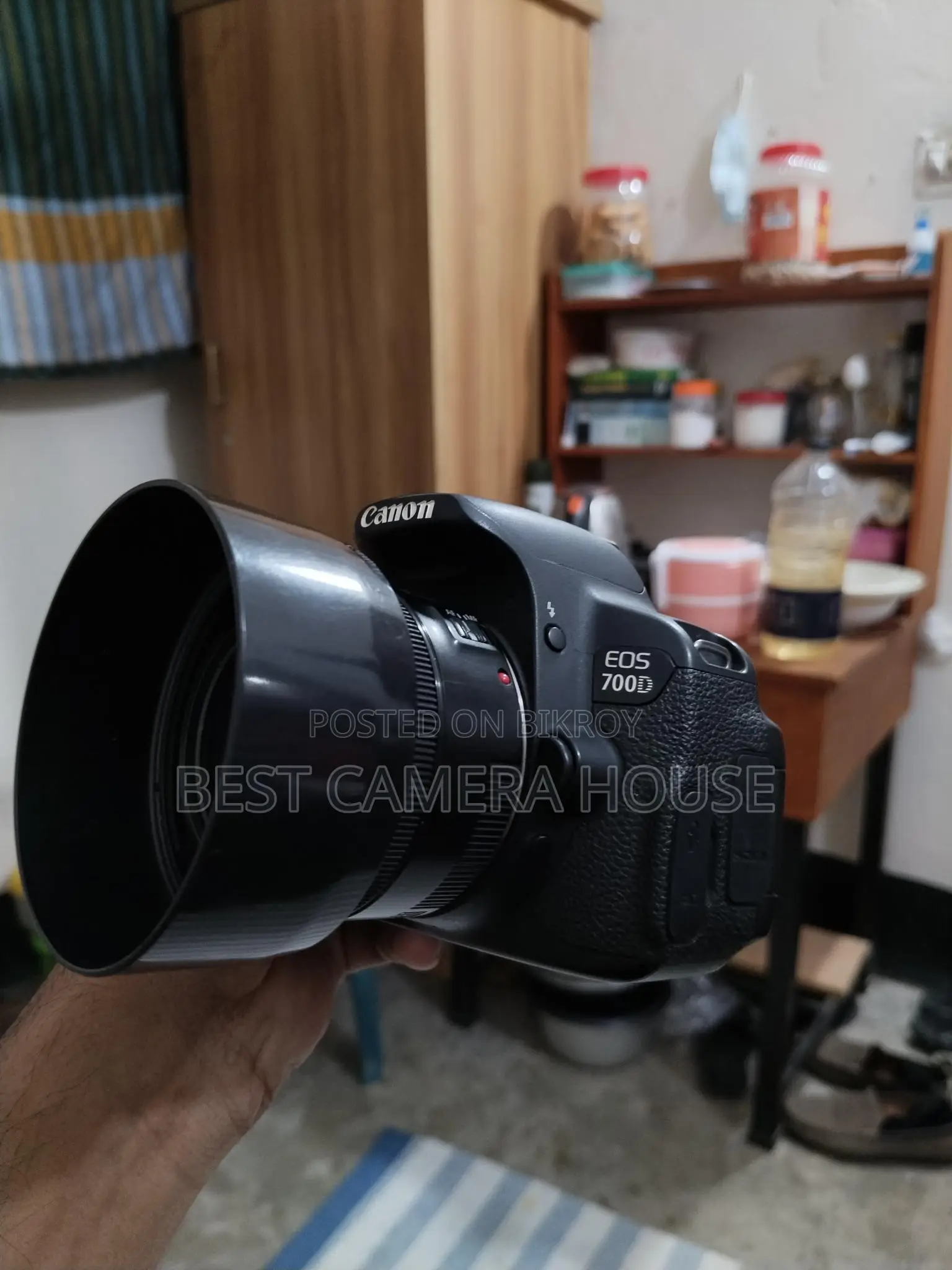 700d + 50mm STM lens, in excellent condition