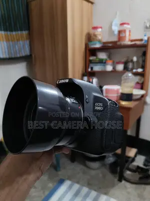 700d + 50mm STM lens, in excellent condition