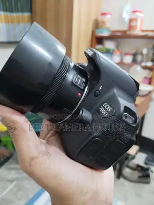 ৭০০ডি + ৫০মিমি এসটিএম লেন্স, সম্পূর্ণ ফ্রেশ
