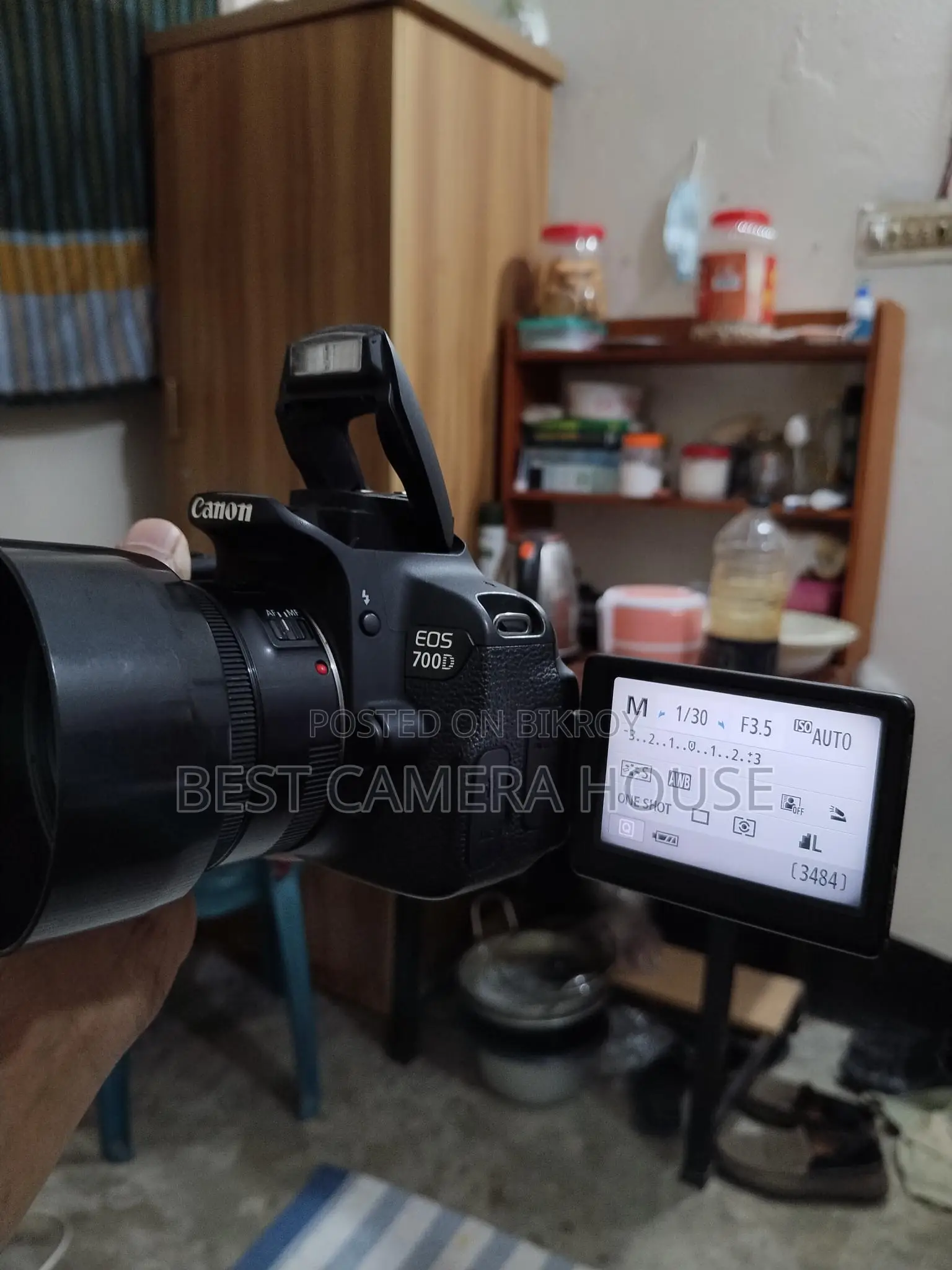 700d + 50mm STM lens, in excellent condition