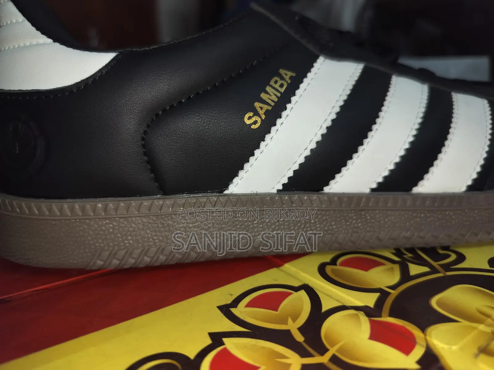 Black Addidas Samba