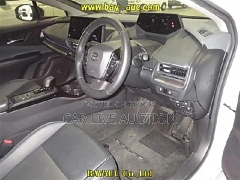 Toyota Prius PHEV Hybrid Z 2023