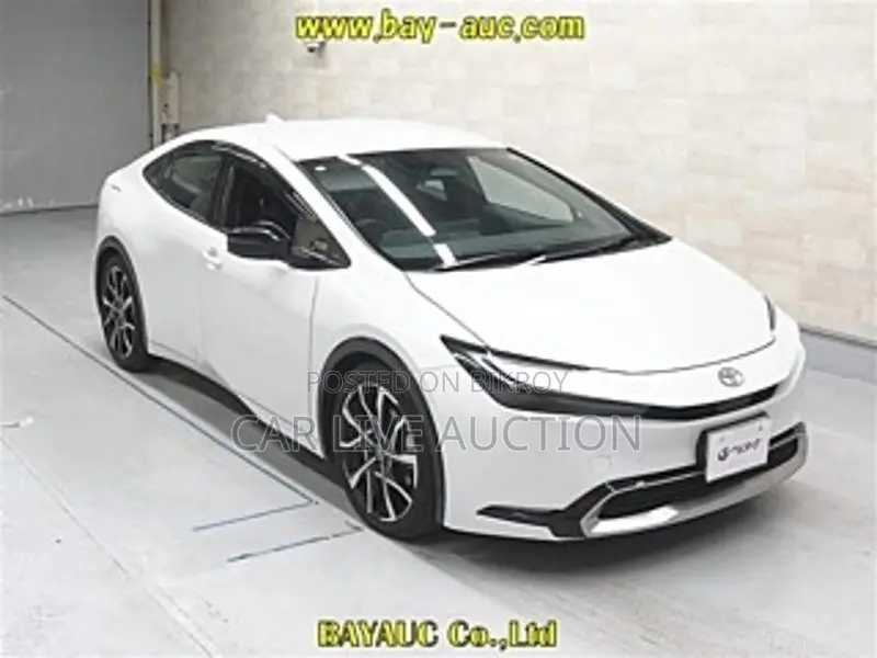 Toyota Prius PHEV Hybrid Z 2023
