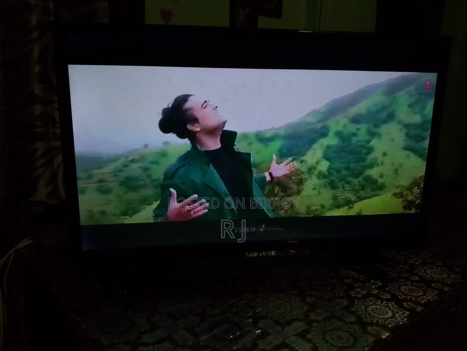 Non Smart TV 24"
