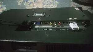 Non Smart TV 24"