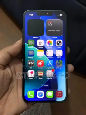 Apple iPhone 13 (Used)