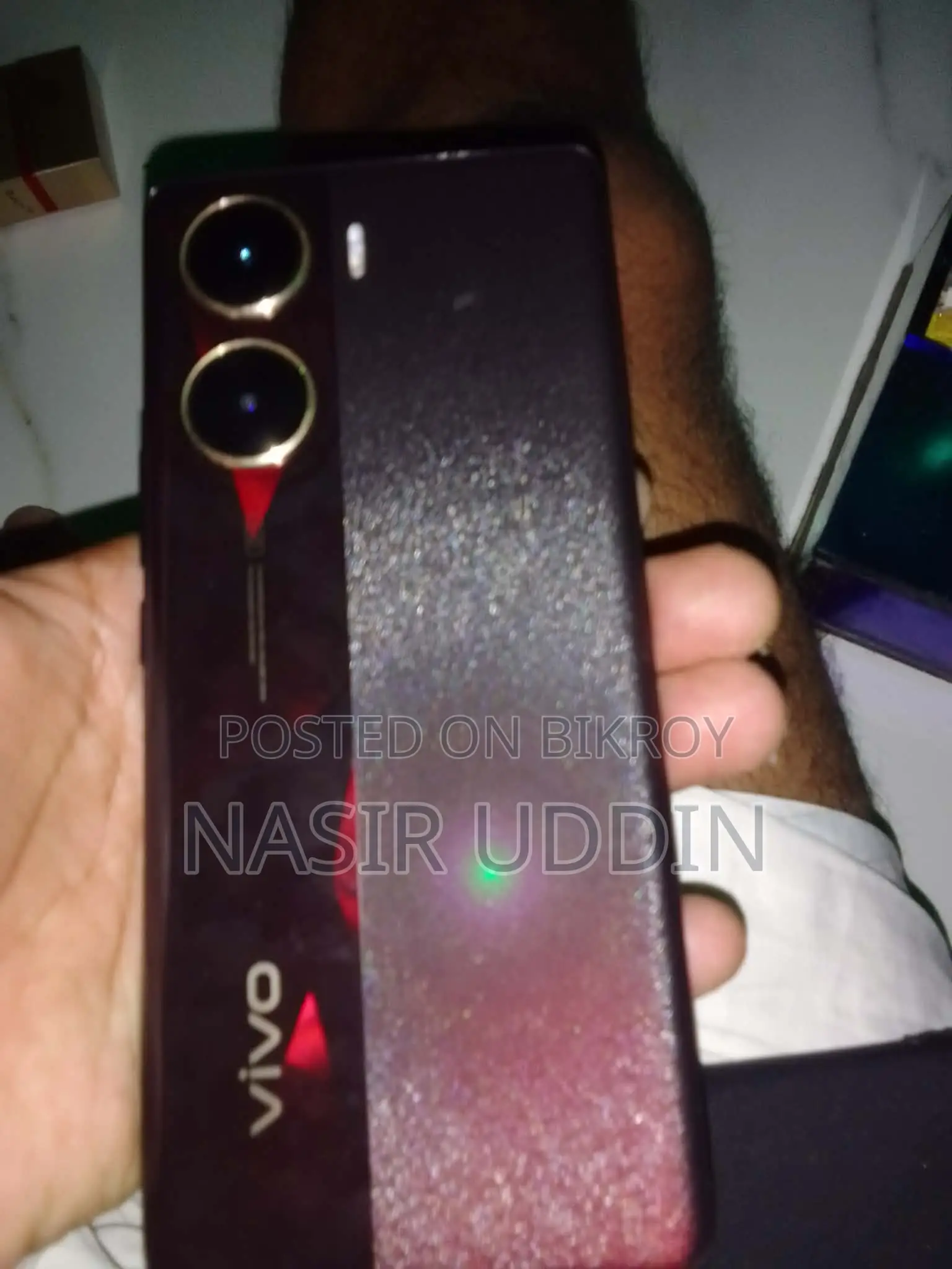 Vivo V29e . (Used)