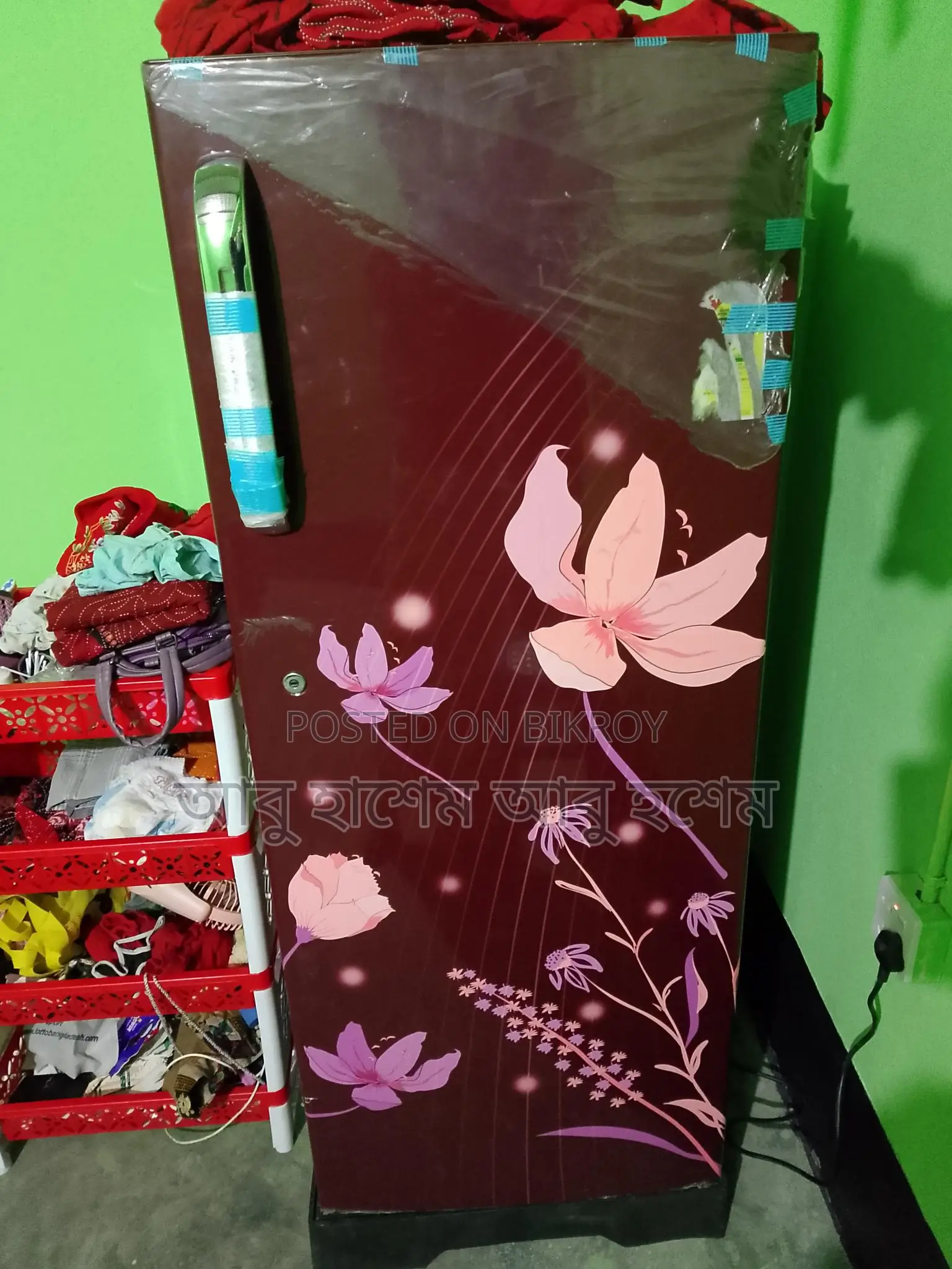 Refrigerator in perfect condition.