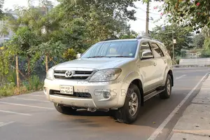 Toyota Fortuner 4WD 2006