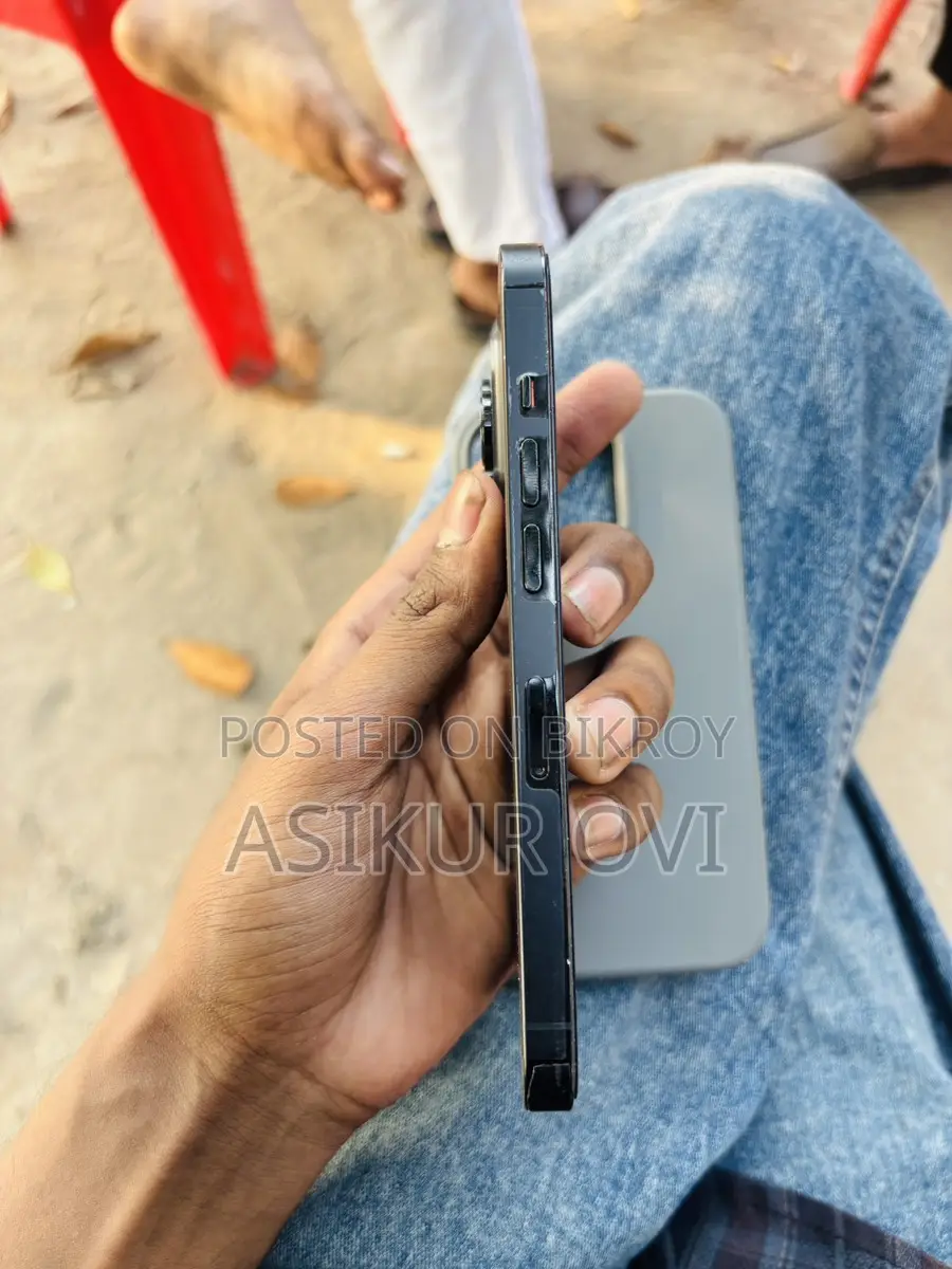 Apple iPhone 14 Pro (Used)