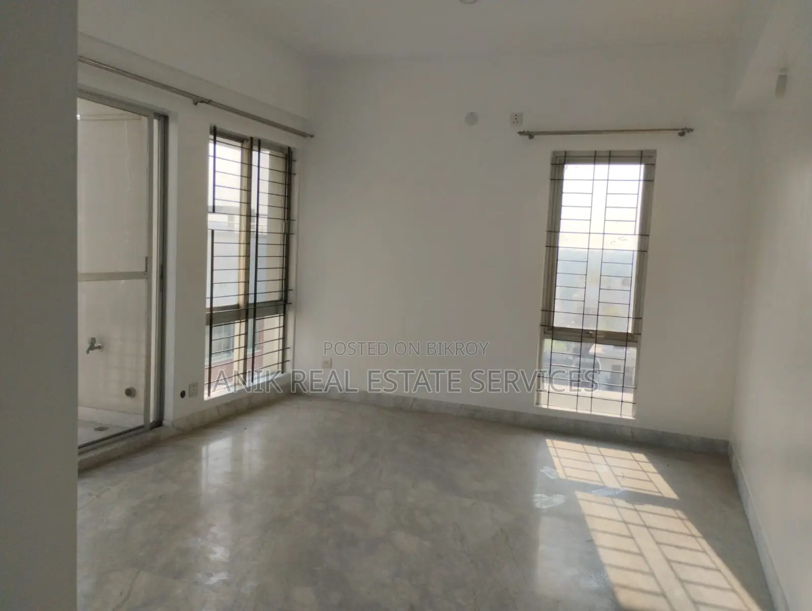 Swmming Pool Gym 4000 Sft Flat Rent At Banani