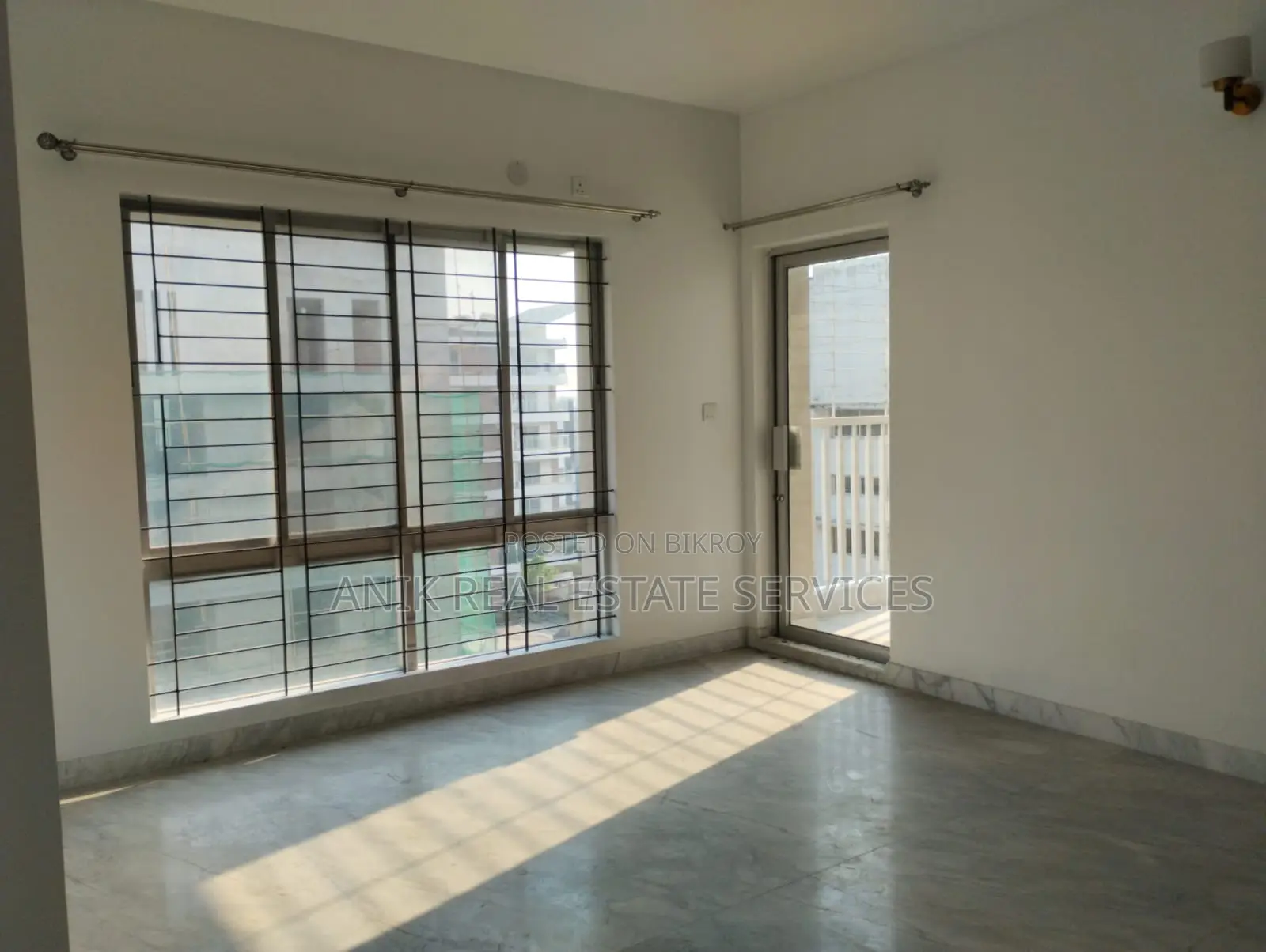 Swmming Pool Gym 4000 Sft Flat Rent At Banani