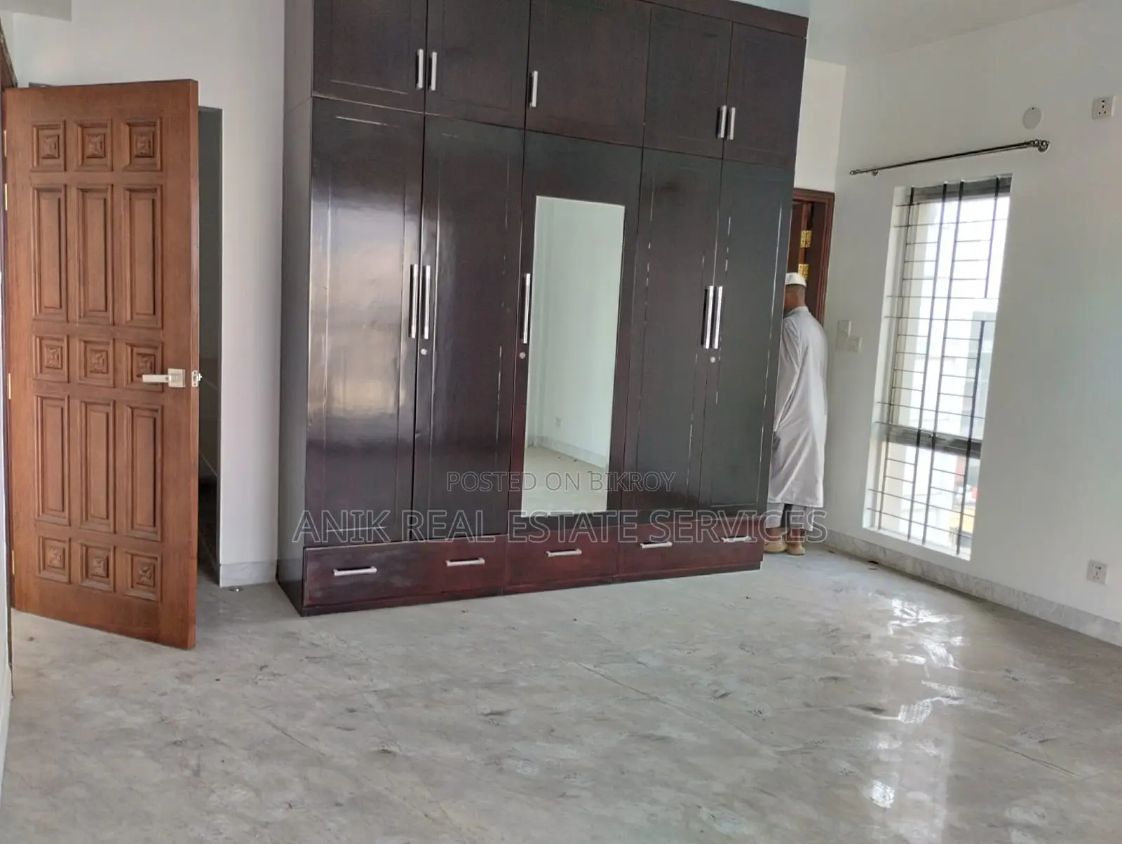 Swmming Pool Gym 4000 Sft Flat Rent At Banani