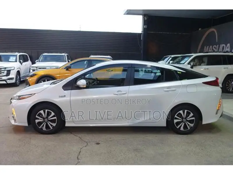 Toyota Prius prime phev 2021