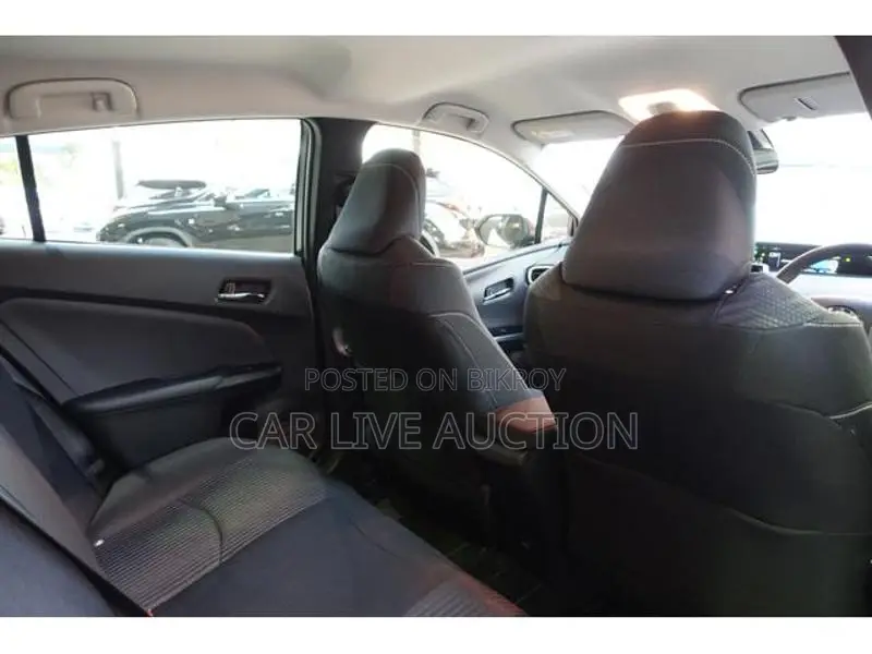Toyota Prius prime phev 2021