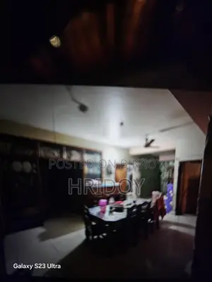 ২৫০০ স্কয়ারফিট ফ্ল্যাট