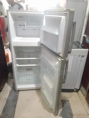 রানিং সব কিছু ওরজিনাল 16 CFT ফিরিজ বিক্রি করা হবে